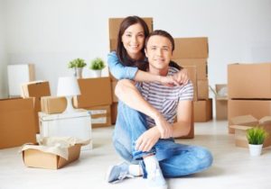 Cheerful Couple On Their Moving Day 1098 1896